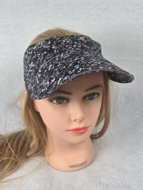 Lululemon Fast Paced Run Visor Iced Wave White Black Adjustable Back